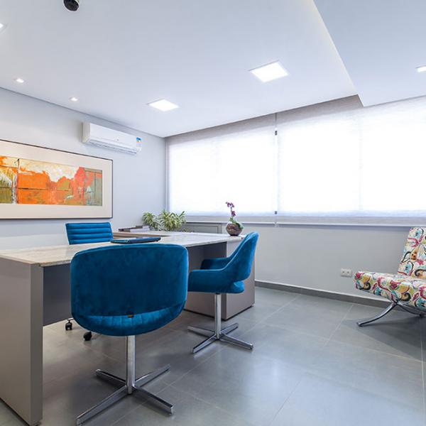 Corporativo 06